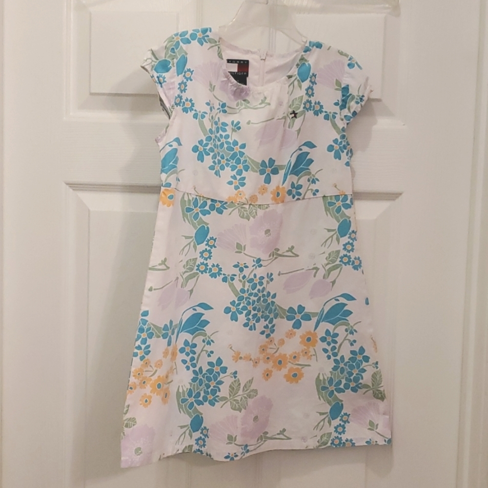 EUC Girl's 6 Tommy Hilfiger Cap Sleeve Floral Summer Dress with Hidden Zipper